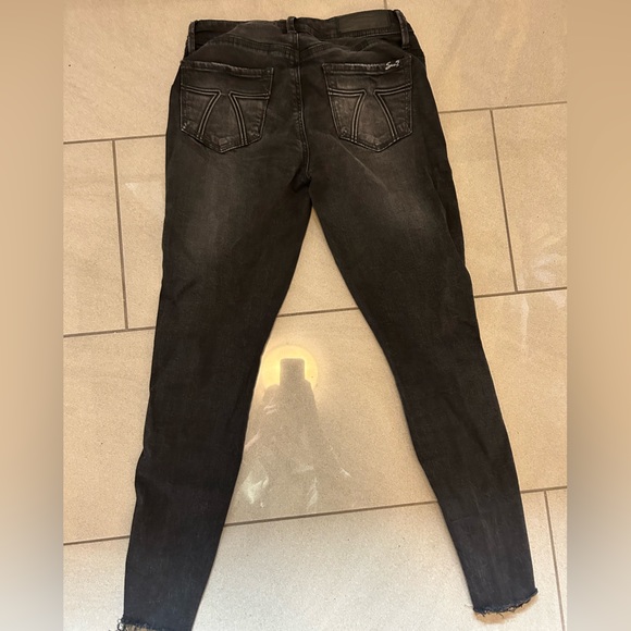 Seven7 Jeans - Size 4 - Picture 6 of 8